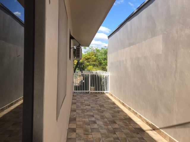 Casa à venda com 5 quartos, 194m² - Foto 16