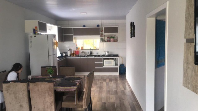 Casa à venda com 2 quartos, 100m² - Foto 4