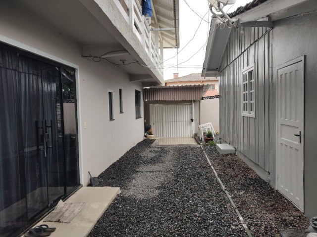 Sobrado à venda com 6 quartos, 264m² - Foto 14