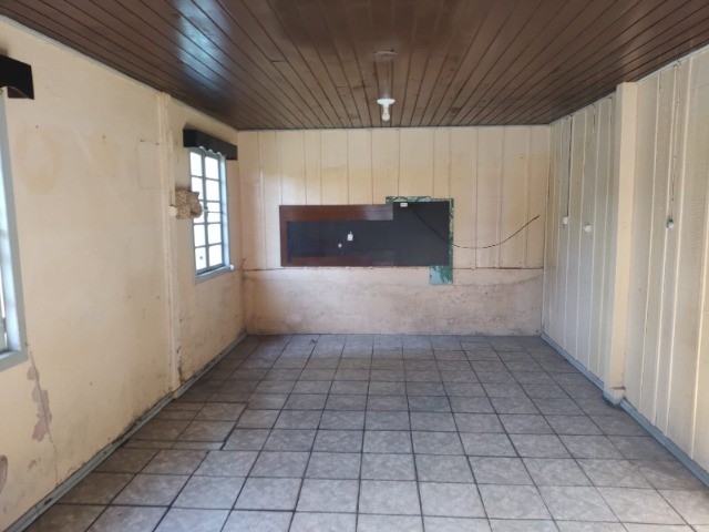 Casa à venda com 6 quartos, 200m² - Foto 18