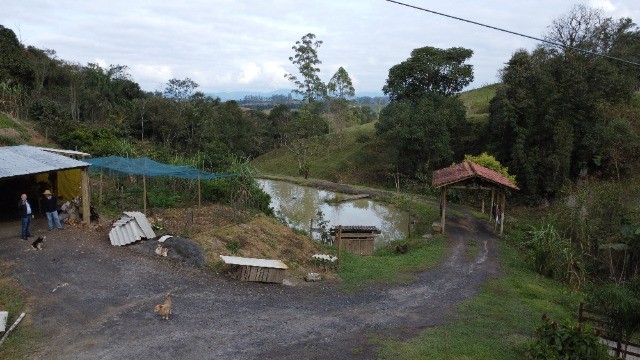 Chácara à venda com 4 quartos, 180m² - Foto 17