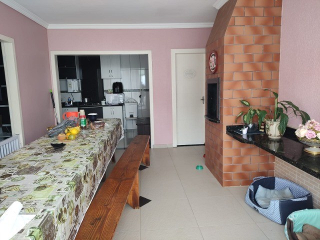 Casa à venda com 3 quartos, 202m² - Foto 15