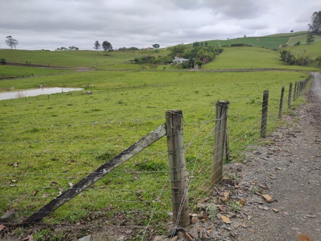 Chácara à venda com 5 quartos, 400m² - Foto 10