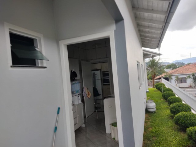 Casa à venda com 3 quartos, 360m² - Foto 27