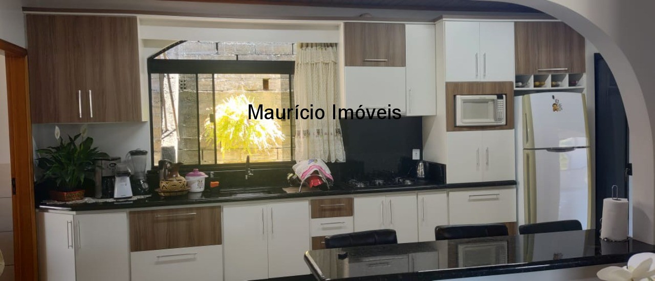 Casa à venda com 3 quartos, 190m² - Foto 25