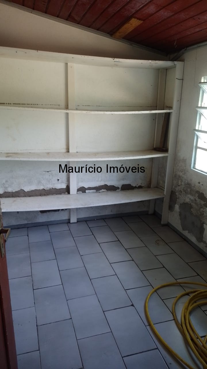 Casa à venda com 3 quartos, 1050m² - Foto 5