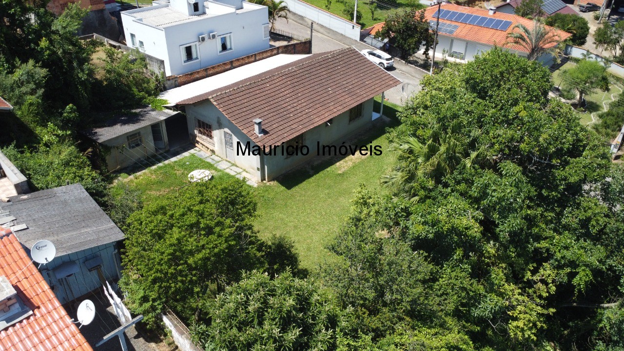 Casa à venda com 3 quartos, 610m² - Foto 6