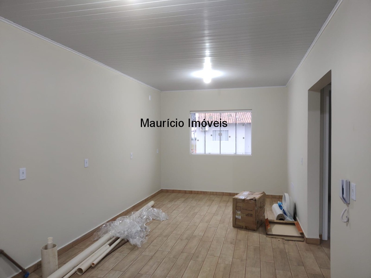 Casa à venda com 2 quartos, 200m² - Foto 3