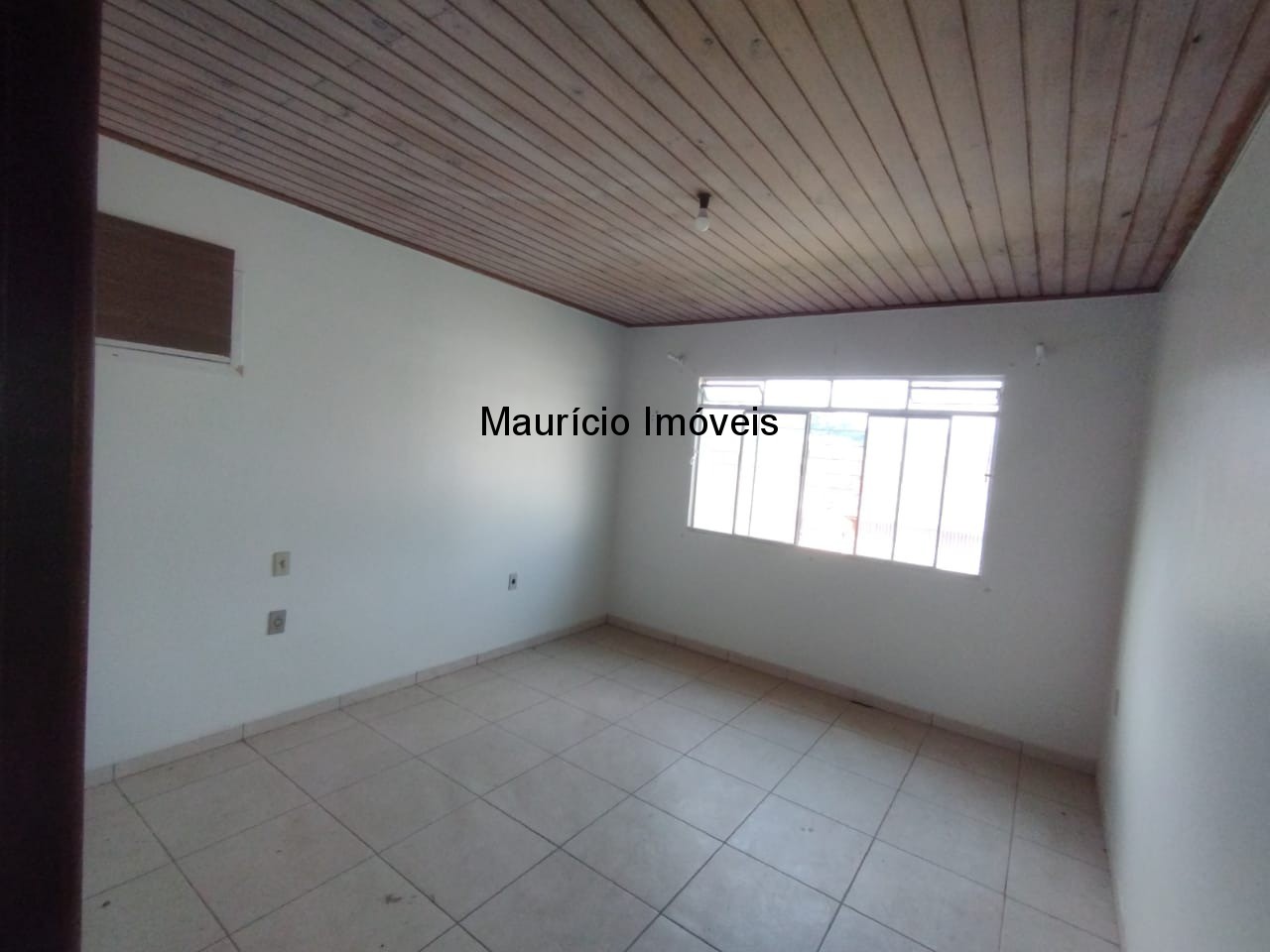 Casa à venda com 4 quartos, 390m² - Foto 4