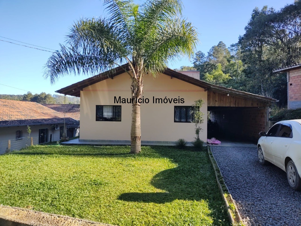 Casa à venda com 2 quartos, 800m² - Foto 1