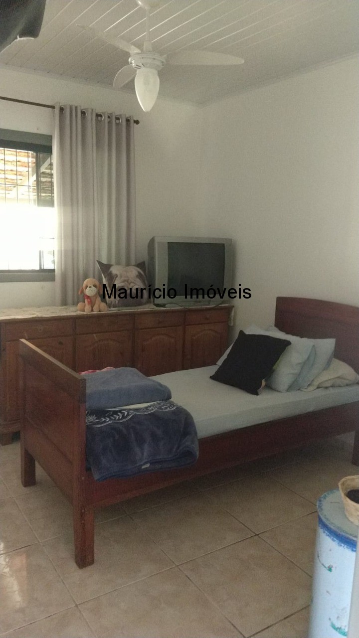 Casa à venda com 3 quartos, 800m² - Foto 8