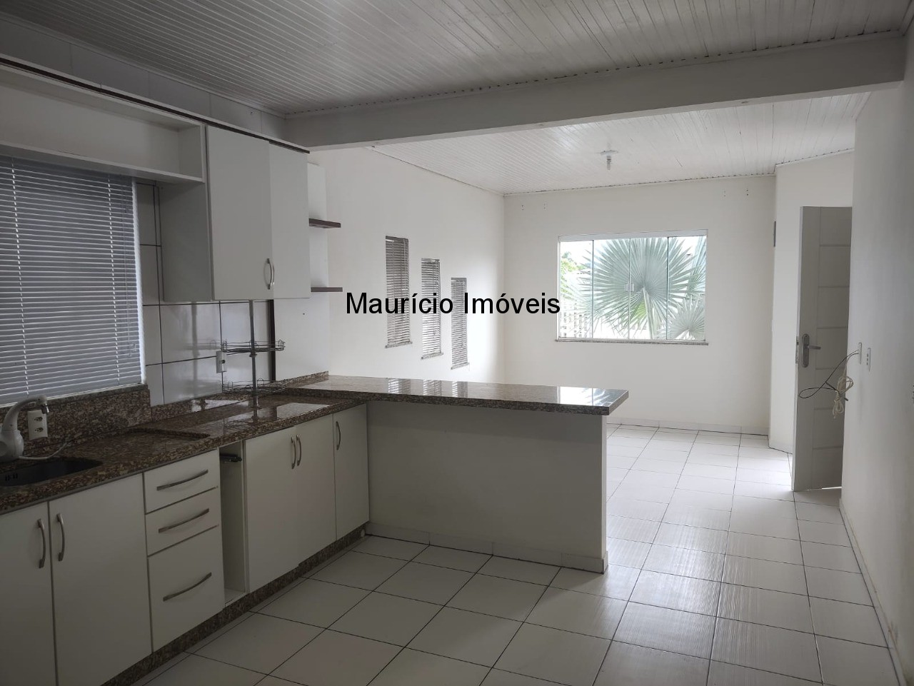 Casa à venda com 2 quartos, 120m² - Foto 25