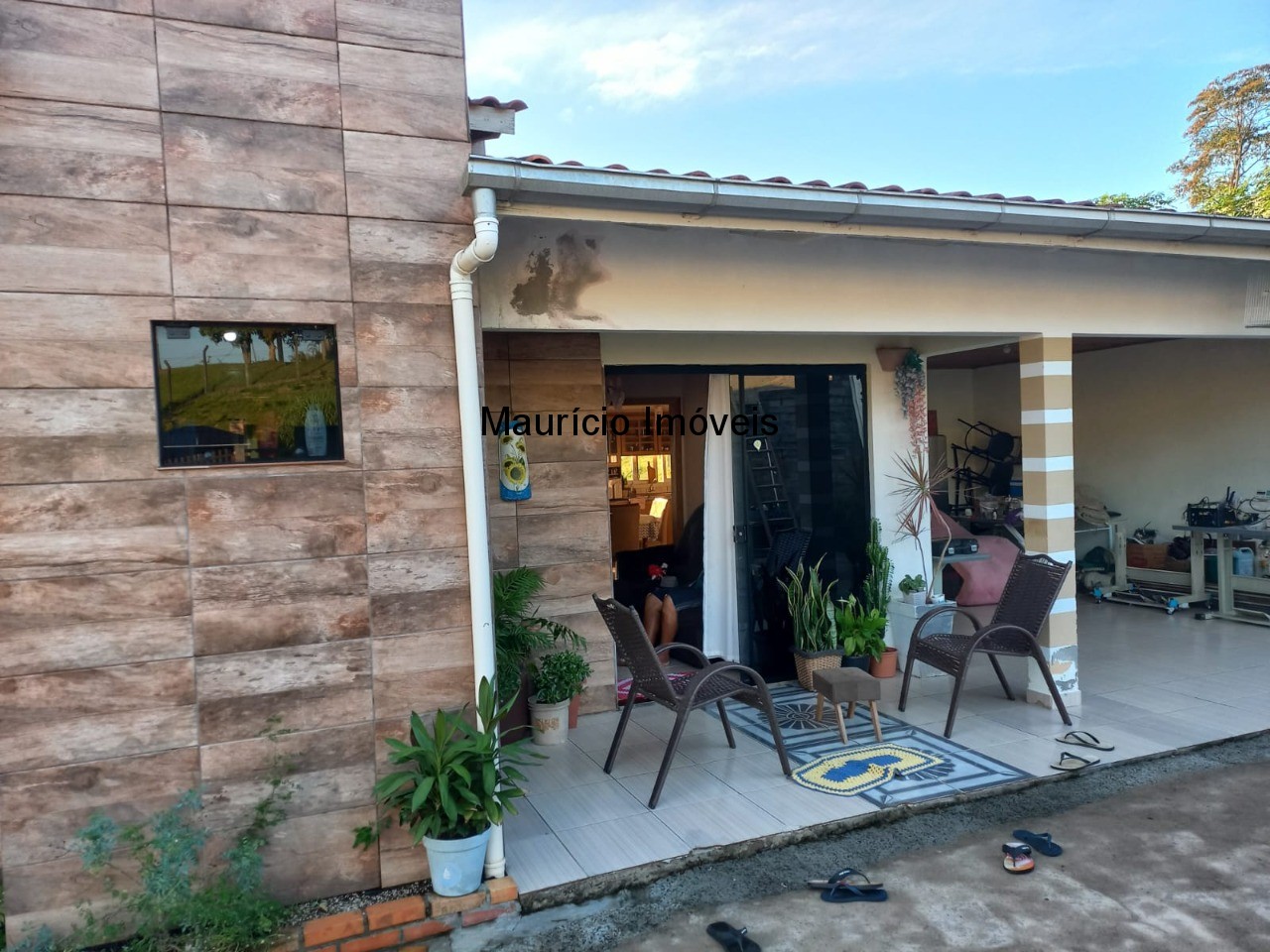 Casa à venda com 4 quartos, 600m² - Foto 2
