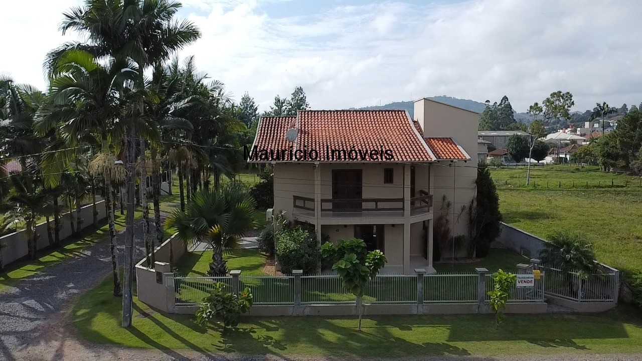 Sobrado à venda com 4 quartos, 587m² - Foto 2