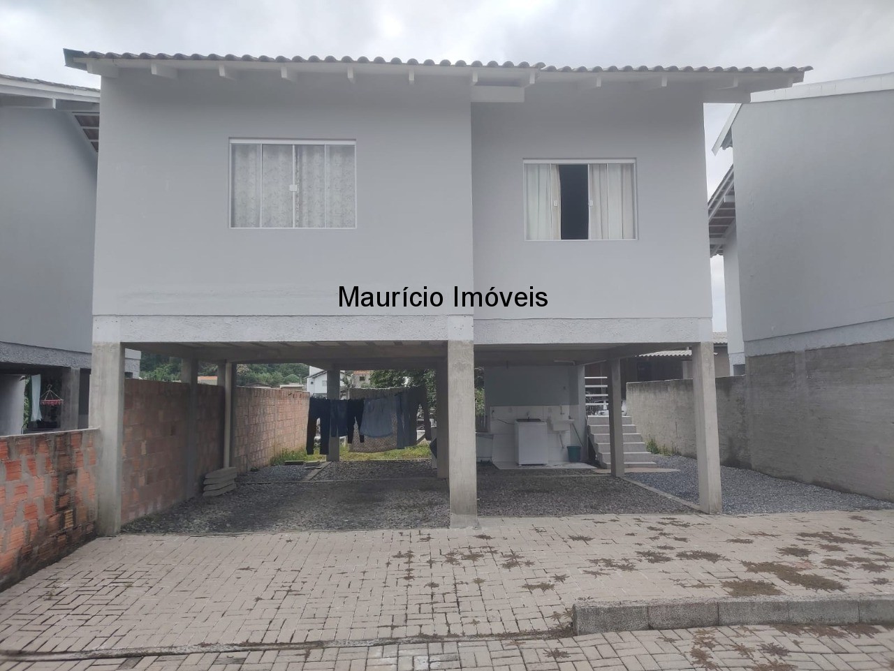 Casa à venda com 2 quartos, 200m² - Foto 2