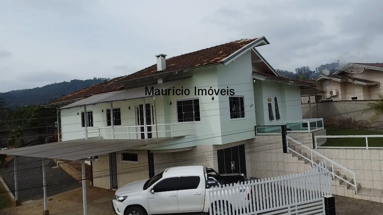 Casa à venda com 3 quartos, 687m² - Foto 2