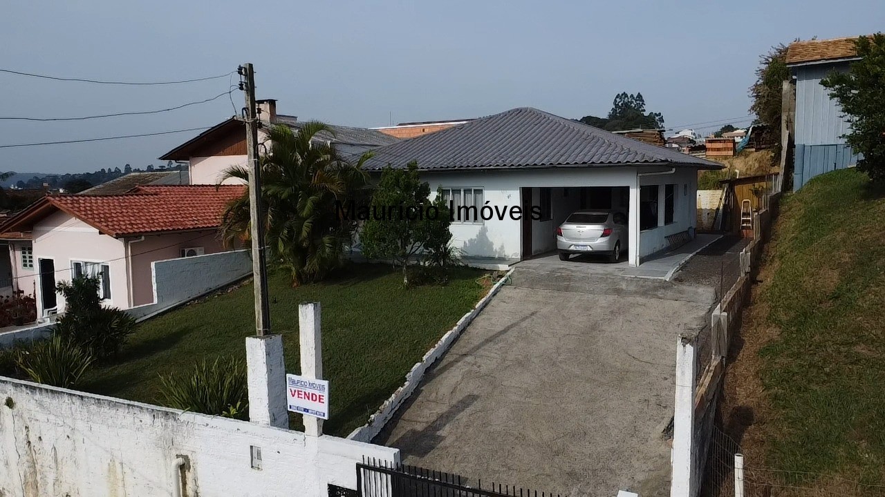 Casa à venda com 3 quartos, 390m² - Foto 3