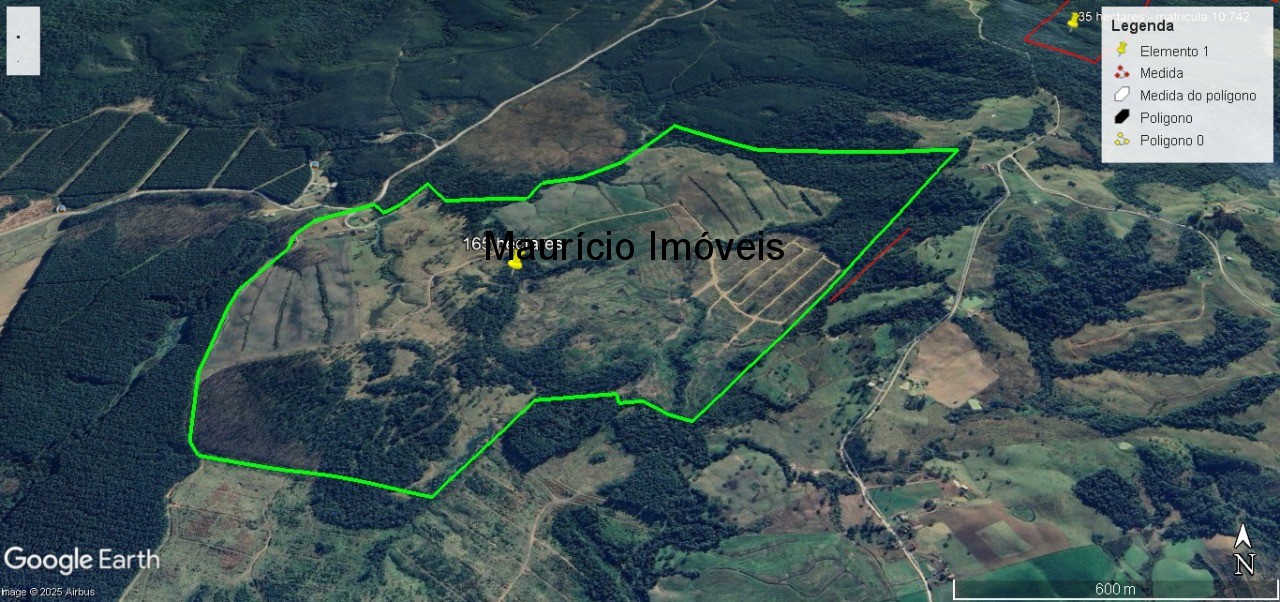 Fazenda à venda com 3 quartos, 270m² - Foto 1