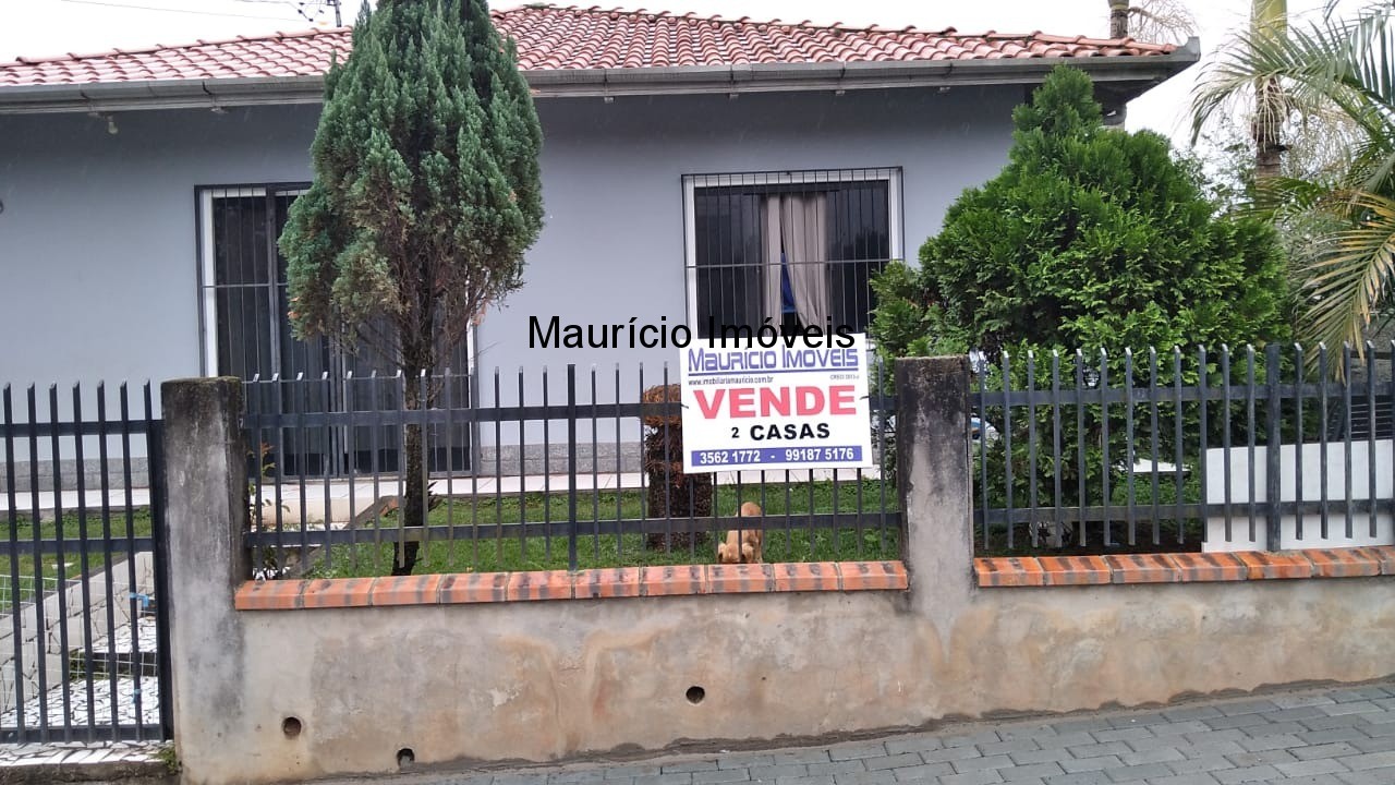 Casa à venda com 3 quartos, 410m² - Foto 1