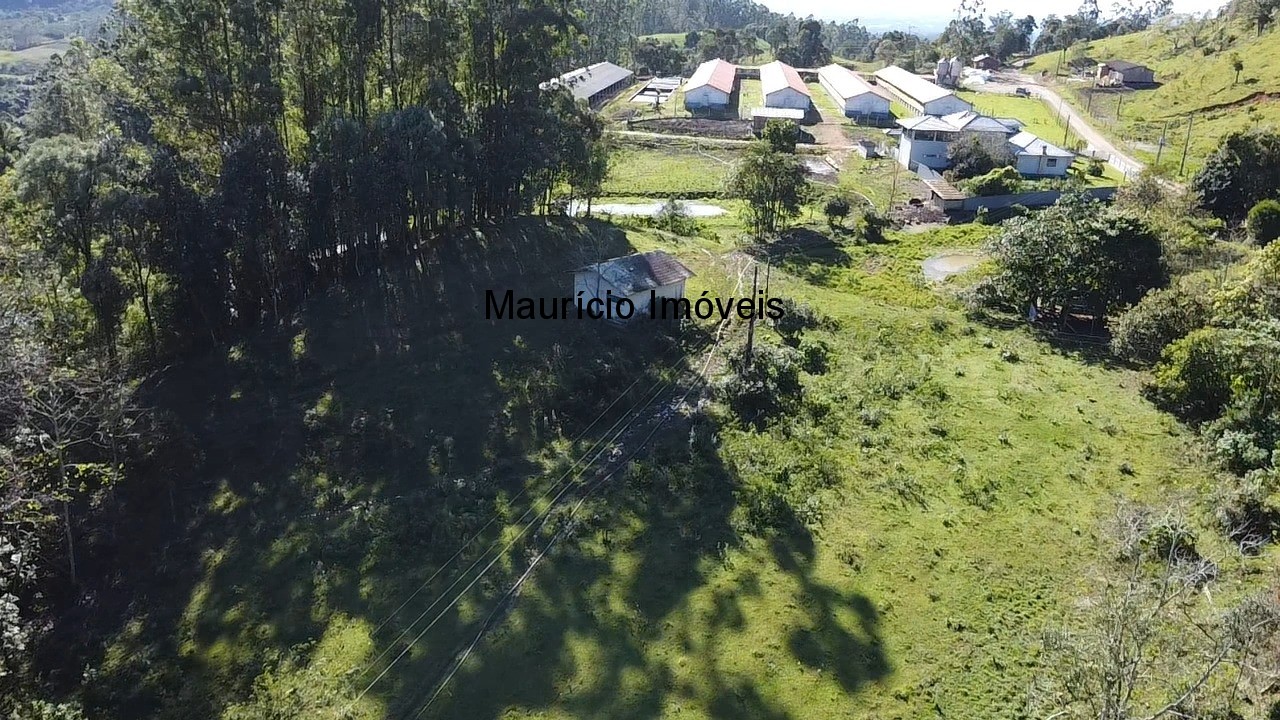 Sítio à venda com 2 quartos, 13m² - Foto 1