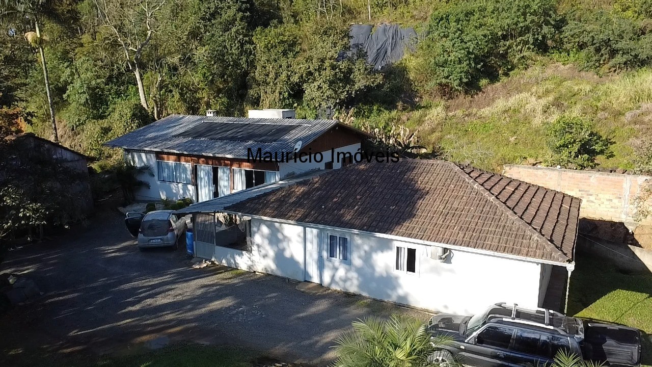 Sítio à venda com 3 quartos, 3m² - Foto 2