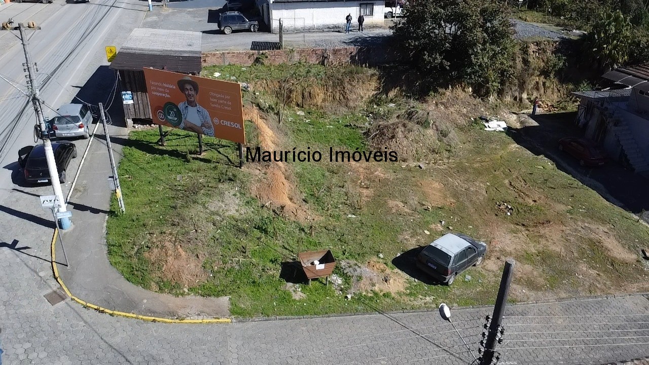 Loteamento e Condomínio à venda, 735m² - Foto 1