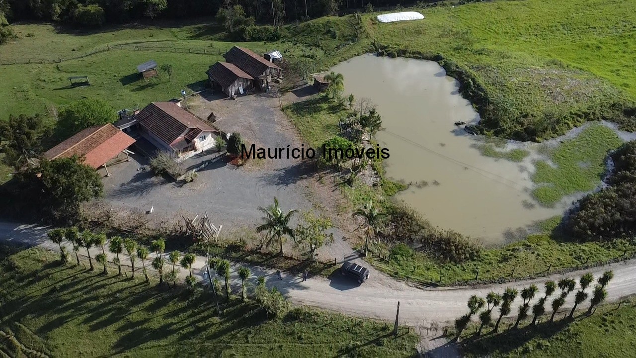 Sítio, 3 quartos, 11 m² - Foto 1