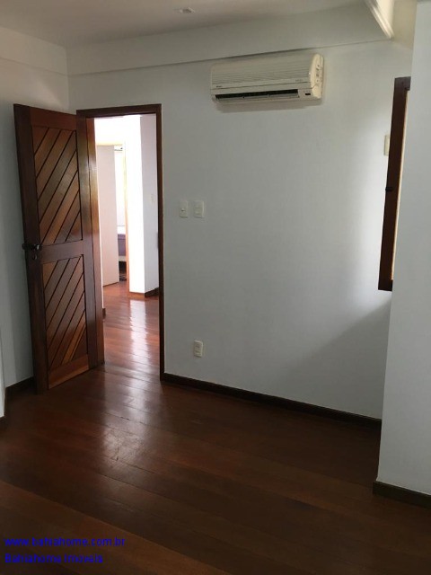 Casa de Condomínio à venda com 4 quartos, 380m² - Foto 22