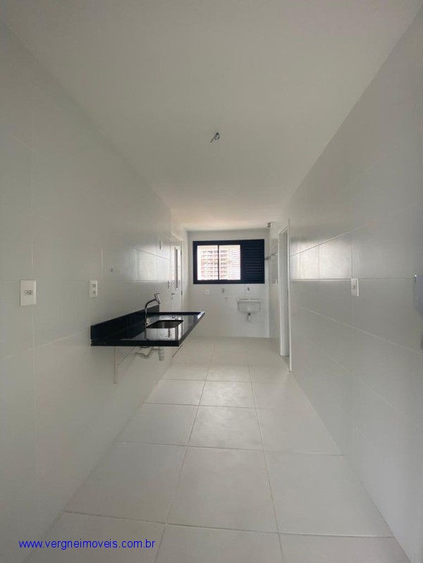 Apartamento à venda com 2 quartos, 82m² - Foto 12