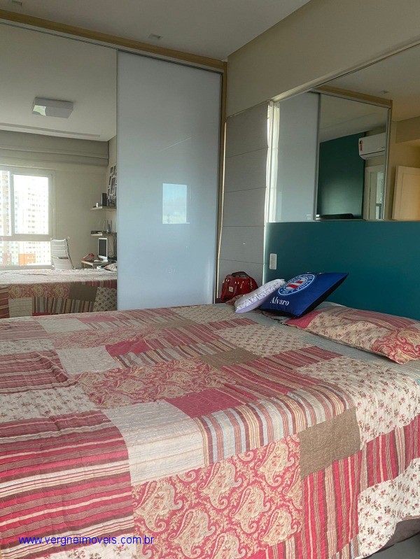 Apartamento à venda com 3 quartos, 142m² - Foto 10