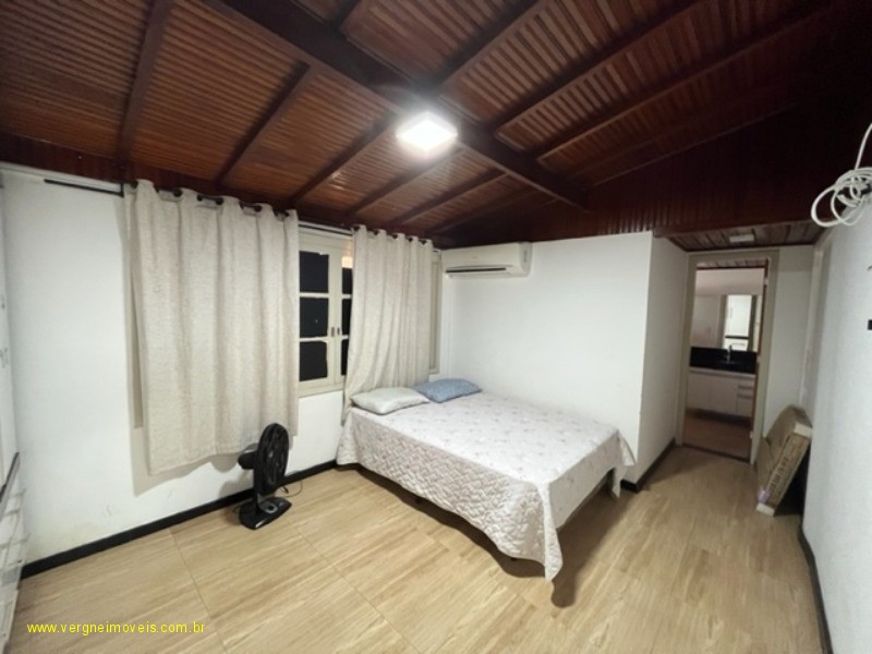 Casa à venda com 6 quartos, 750m² - Foto 14