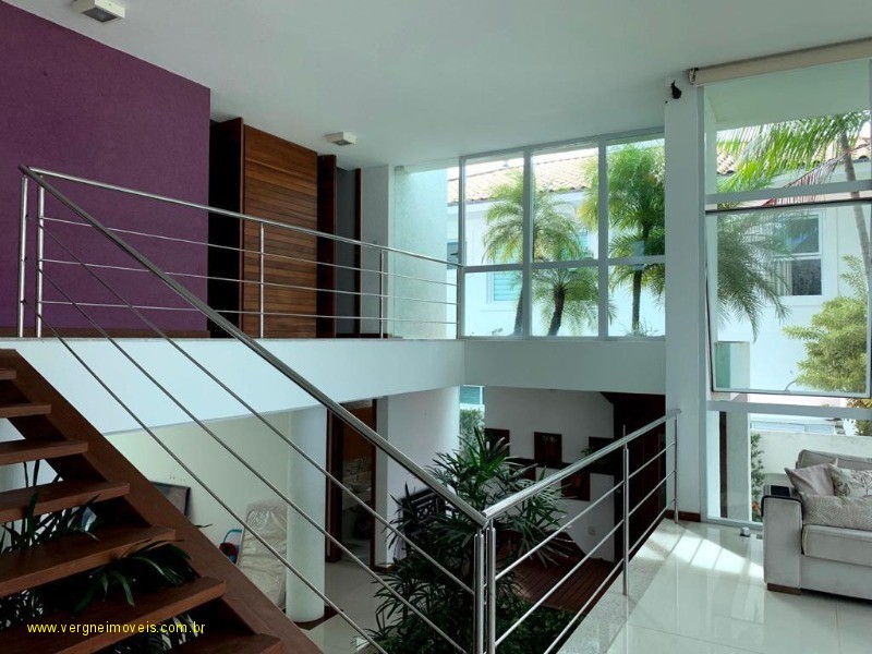 Casa de Condomínio à venda com 4 quartos, 324m² - Foto 10