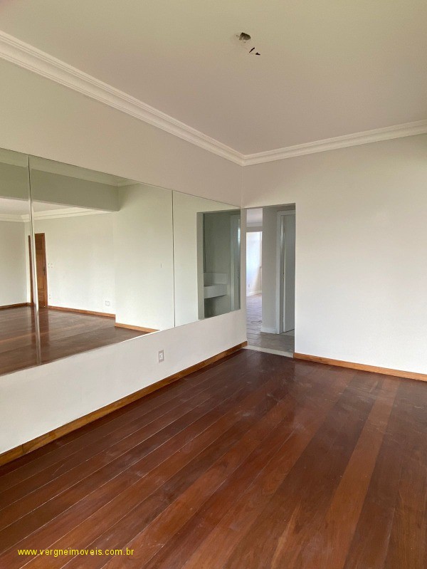 Apartamento à venda com 4 quartos, 210m² - Foto 7