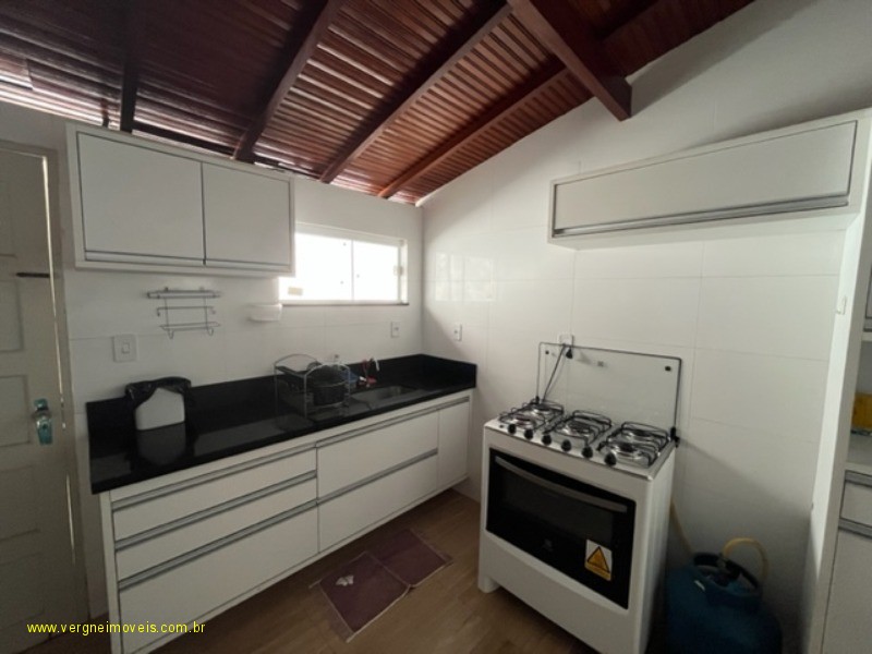 Casa à venda com 6 quartos, 750m² - Foto 18