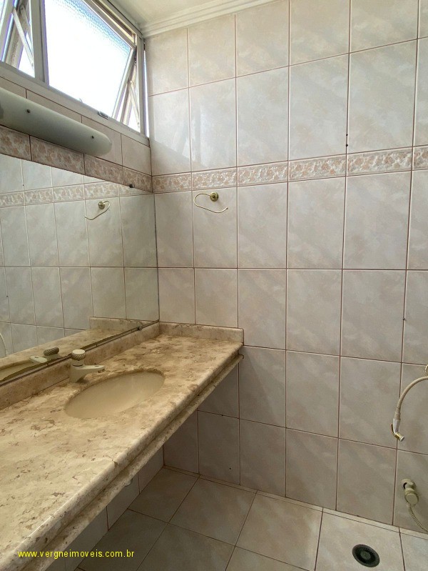 Apartamento à venda com 4 quartos, 210m² - Foto 22