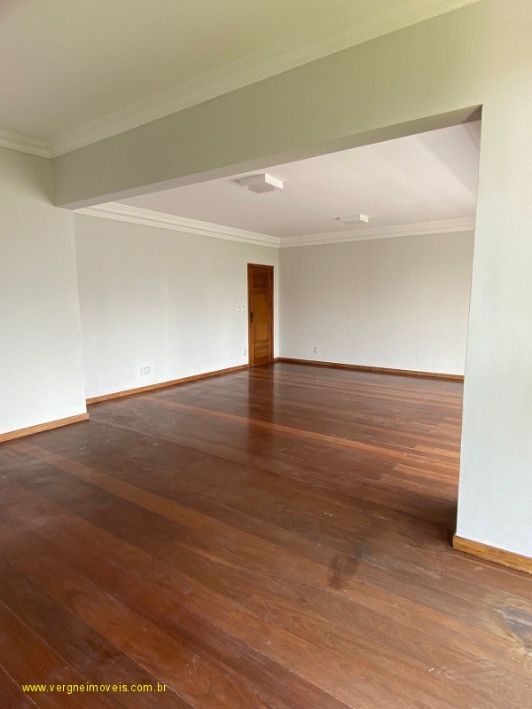 Apartamento à venda com 4 quartos, 210m² - Foto 2