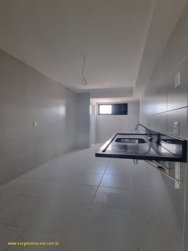 Apartamento à venda com 3 quartos, 117m² - Foto 13