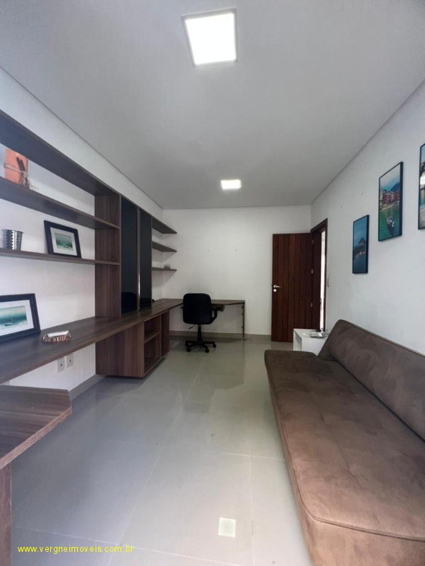 Casa de Condomínio à venda com 4 quartos, 320m² - Foto 12