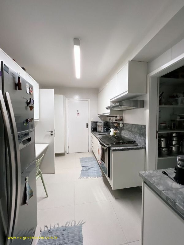 Apartamento à venda com 4 quartos, 142m² - Foto 21