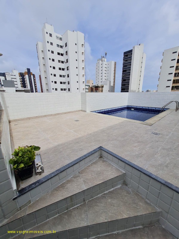 Apartamento à venda com 3 quartos, 277m² - Foto 2