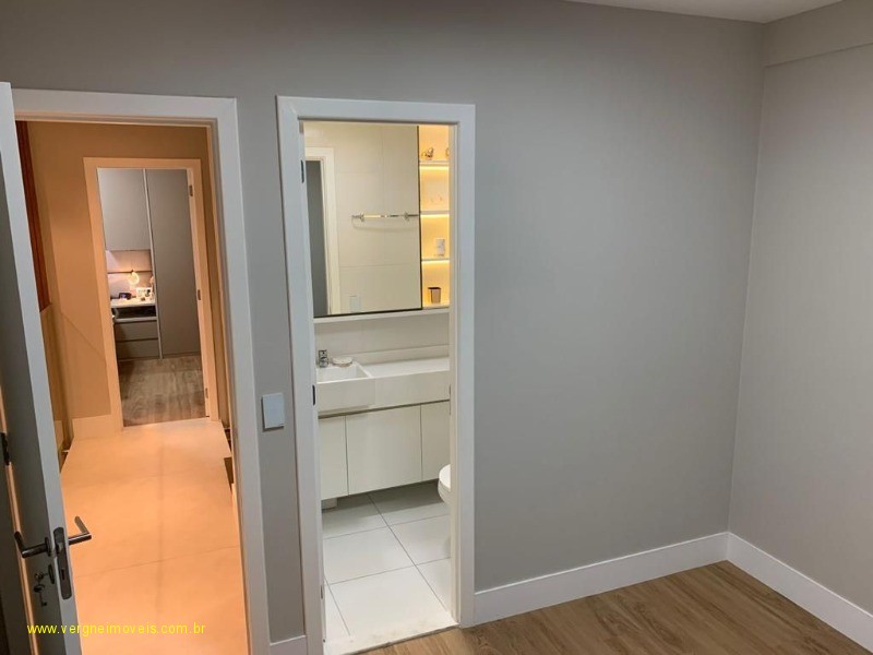 Apartamento à venda com 3 quartos, 122m² - Foto 18