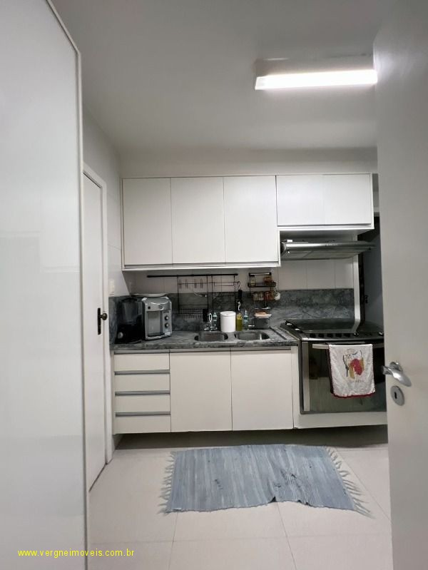 Apartamento à venda com 4 quartos, 142m² - Foto 23