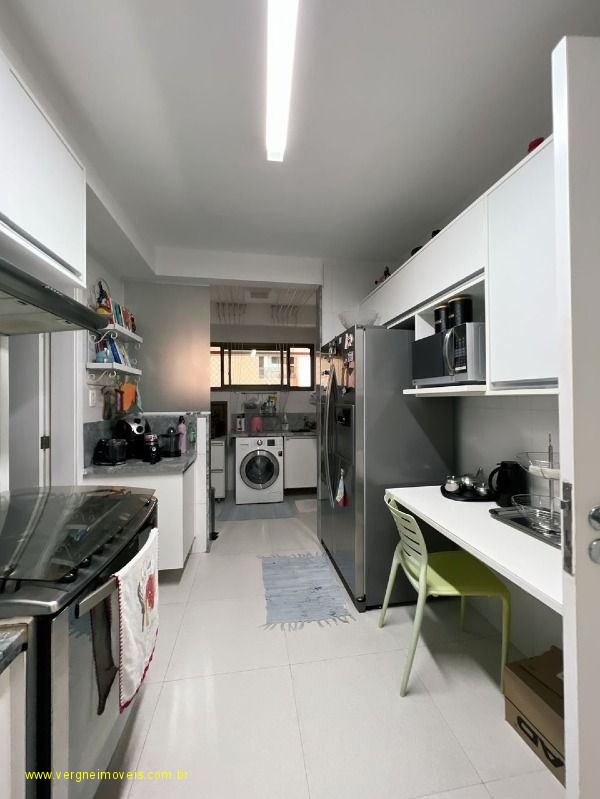 Apartamento à venda com 4 quartos, 142m² - Foto 22