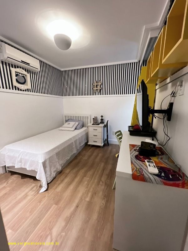 Apartamento à venda com 4 quartos, 142m² - Foto 14