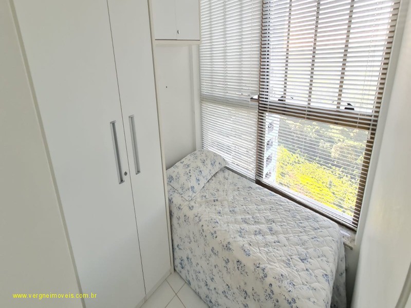 Apartamento à venda com 4 quartos, 225m² - Foto 18