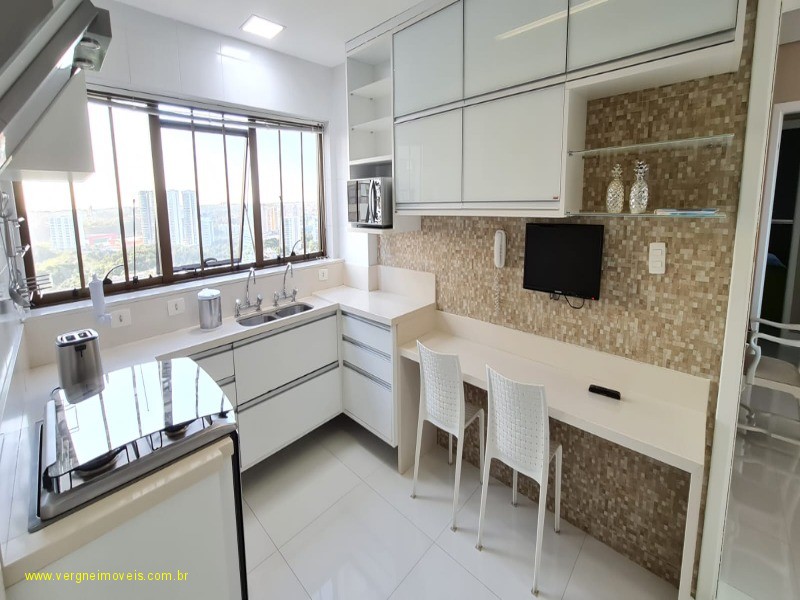 Apartamento à venda com 4 quartos, 225m² - Foto 33