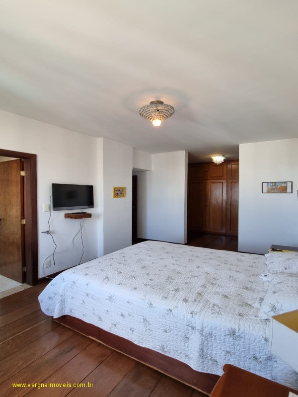 Apartamento à venda com 4 quartos, 206m² - Foto 15