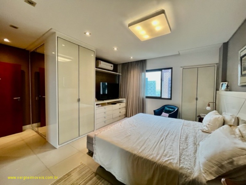 Apartamento à venda com 4 quartos, 195m² - Foto 33