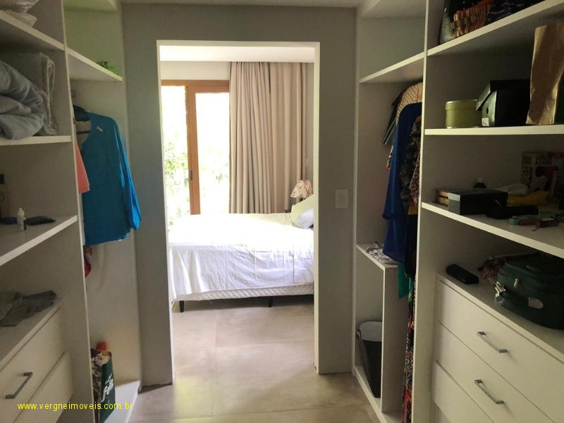 Casa de Condomínio à venda com 4 quartos, 355m² - Foto 17