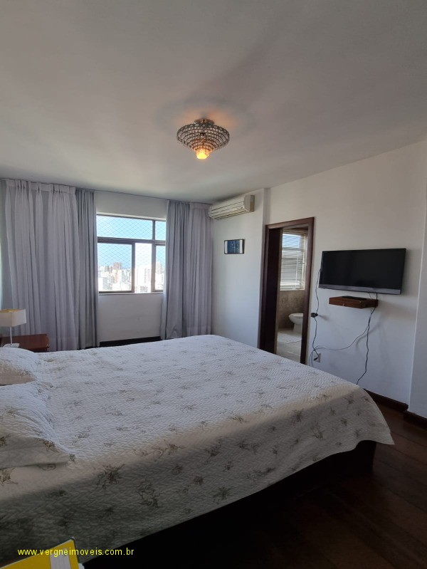 Apartamento à venda com 4 quartos, 206m² - Foto 14